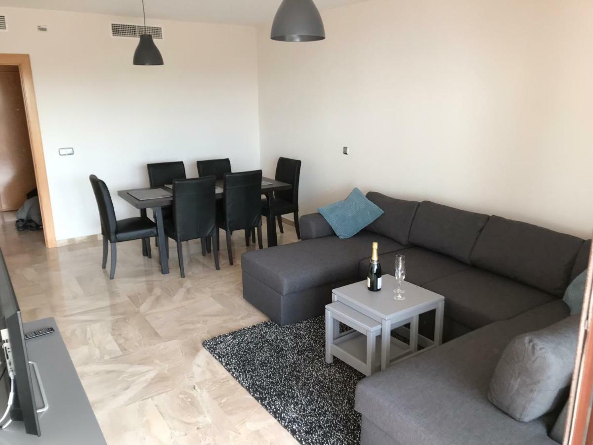 Luxury Apartment Set In Dona Julia Golf Course كاساريس المظهر الخارجي الصورة